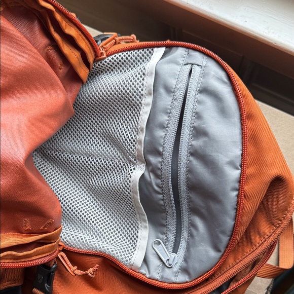 Fjallraven Orange and Gray Backpackfjallraven Skule backpack 20L - Picture 5 of 7